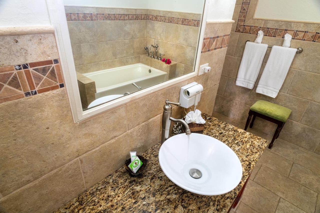 Rosalie Bay Eco Resort & Spa Dış mekan fotoğraf